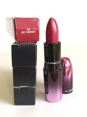 MAC Matte Lipstick # 426 Hey, Franchie - 3 g.